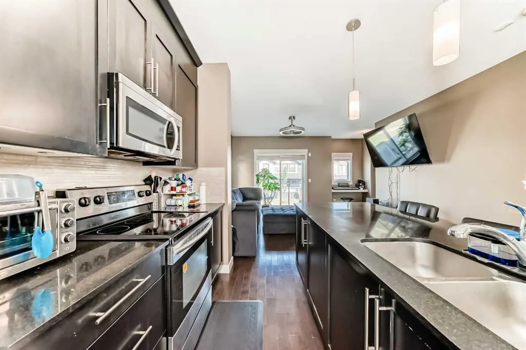 29 Skyview Point Link NE