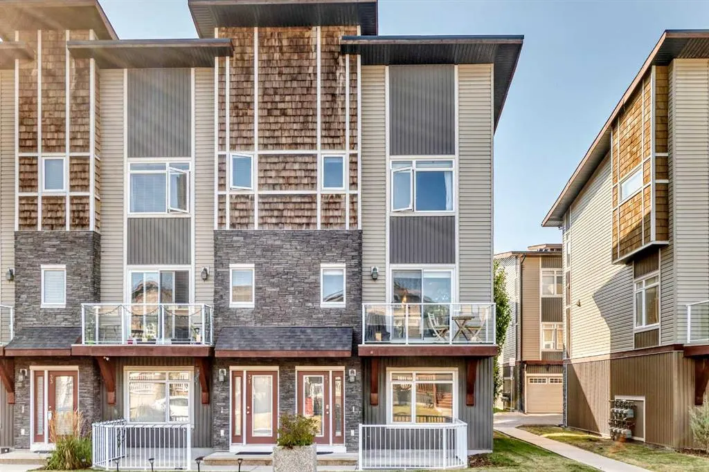 29 Skyview Point Link NE