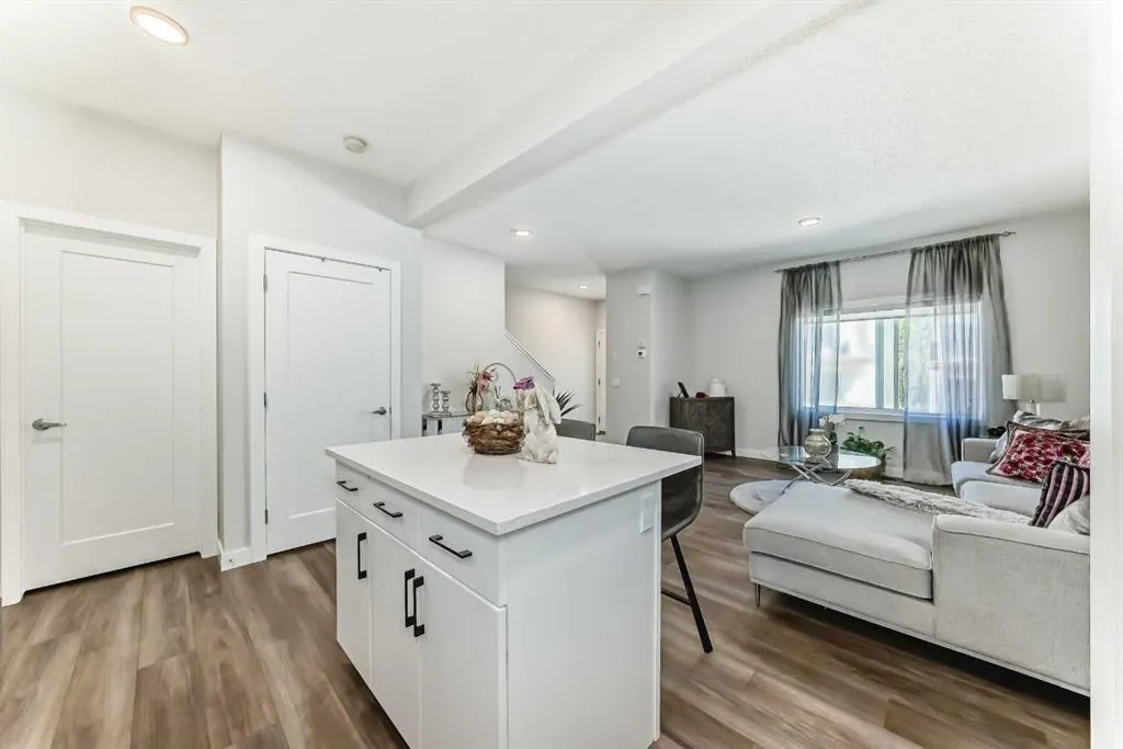 105 Tuscany Summit Square NW