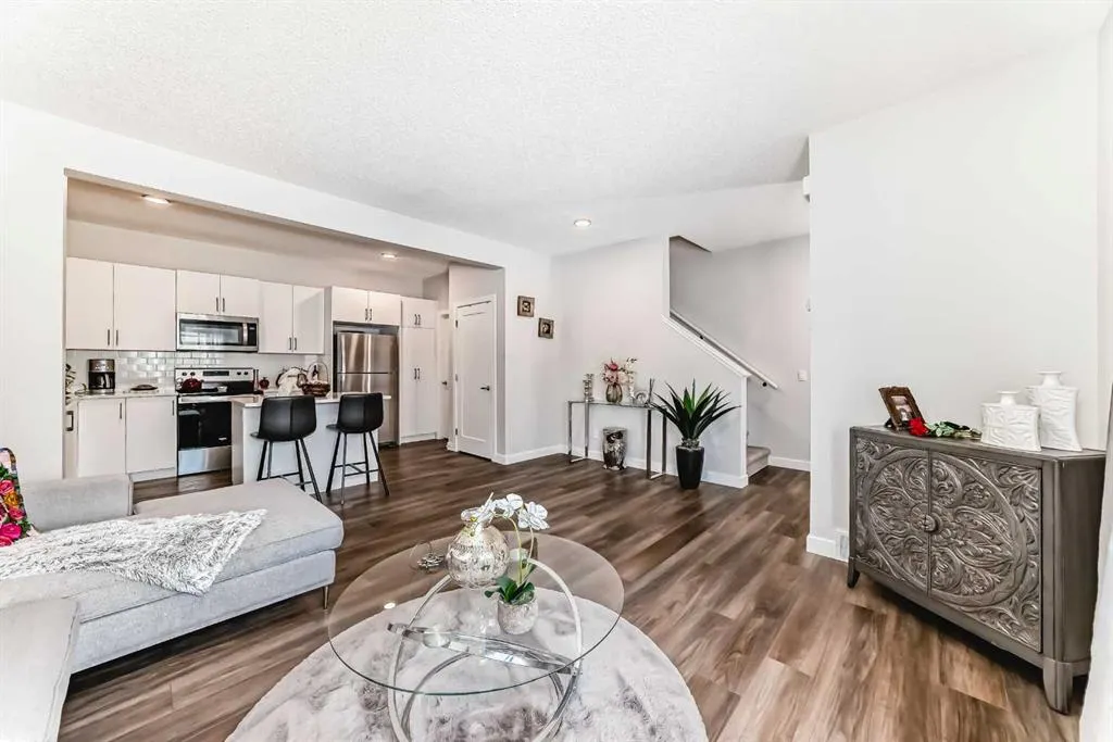 105 Tuscany Summit Square NW