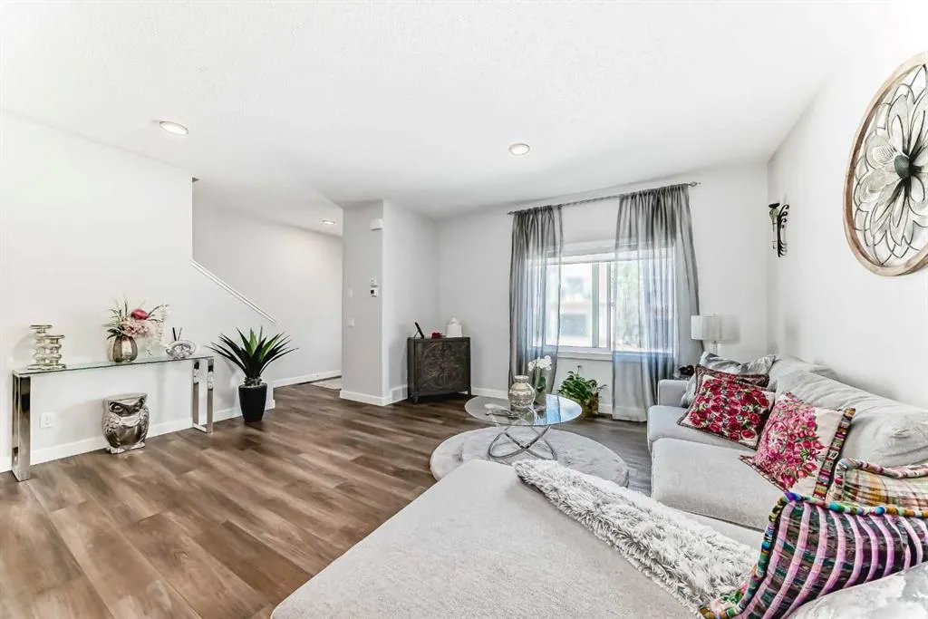 105 Tuscany Summit Square NW