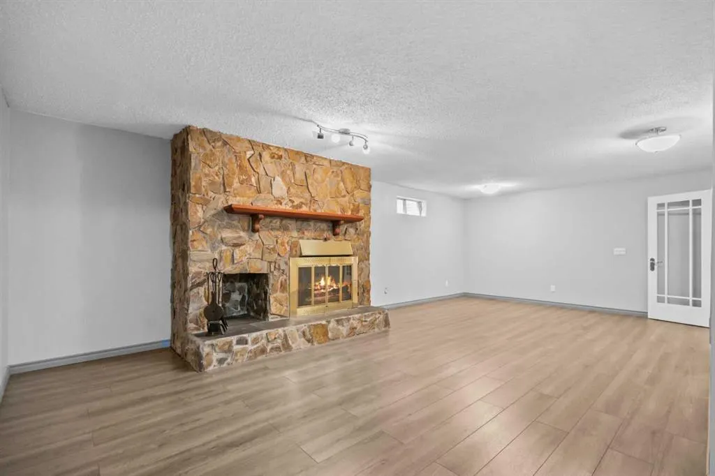 52 Dover Ridge Court SE