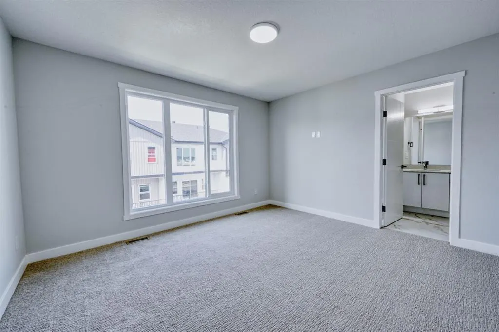 203 corner meadows Manor