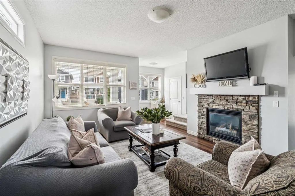 91 River Heights Green