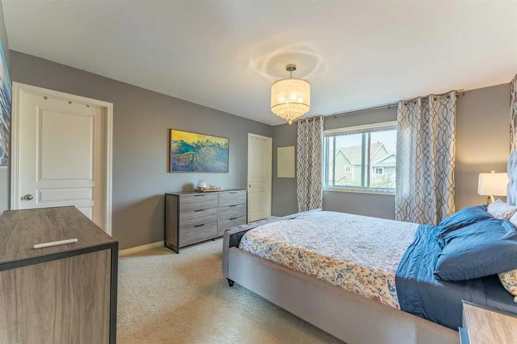 45 Mahogany Pointe SE