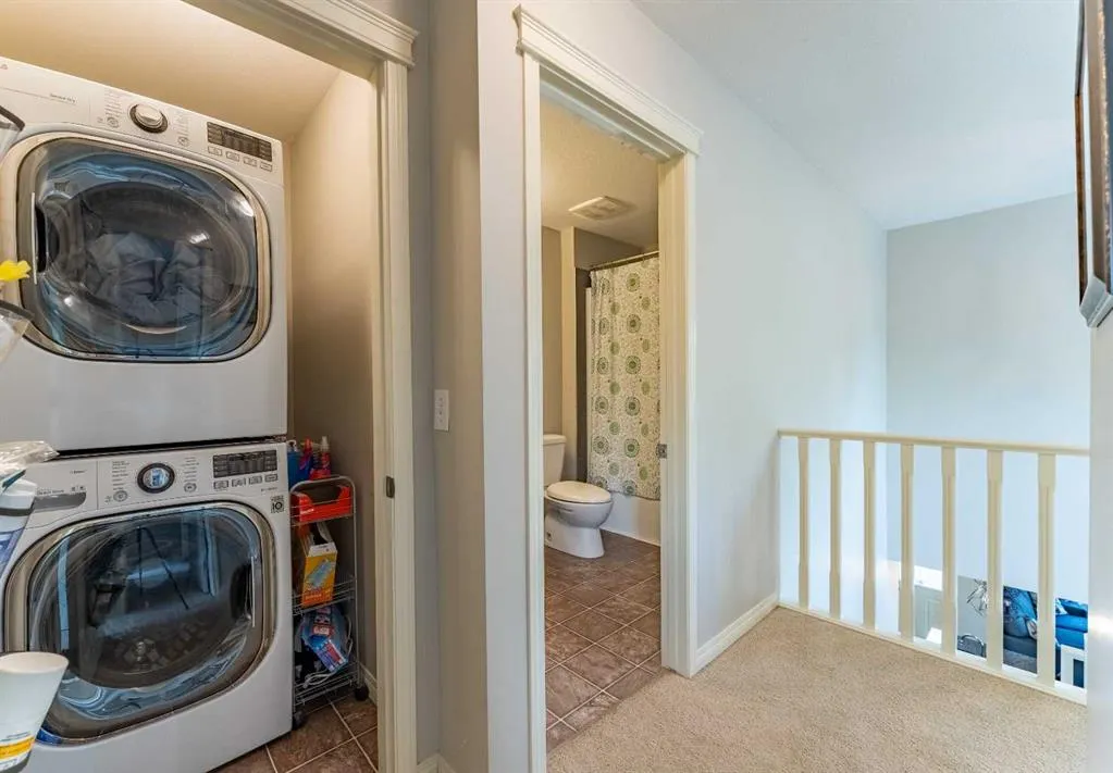 45 Mahogany Pointe SE