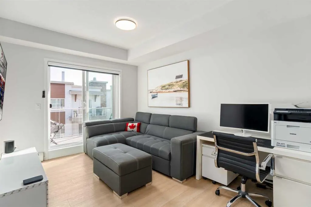 200 Harvest Hills Place NE, #411