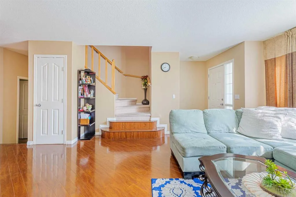 35 Bridlecrest Road SW