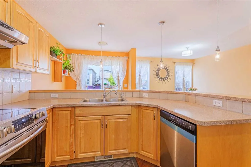 35 Bridlecrest Road SW