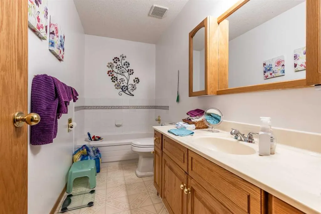 10316 Range Road 75