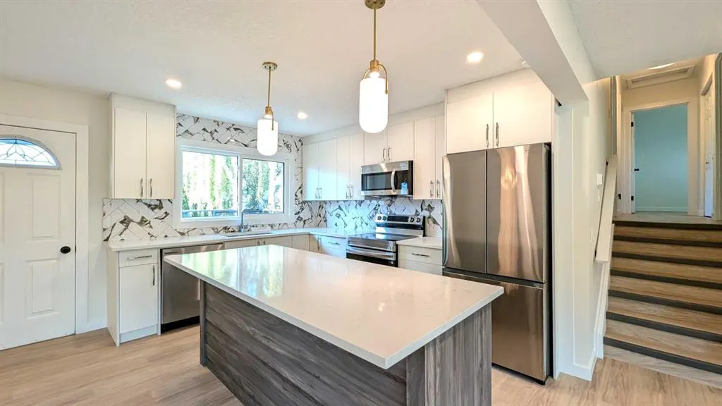 103 Haverhill Road SW