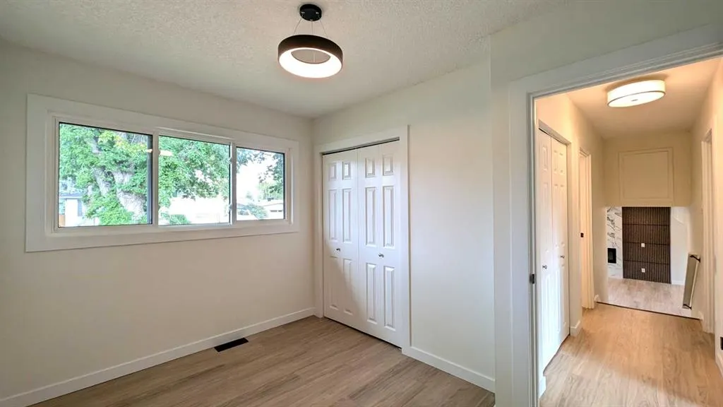 103 Haverhill Road SW