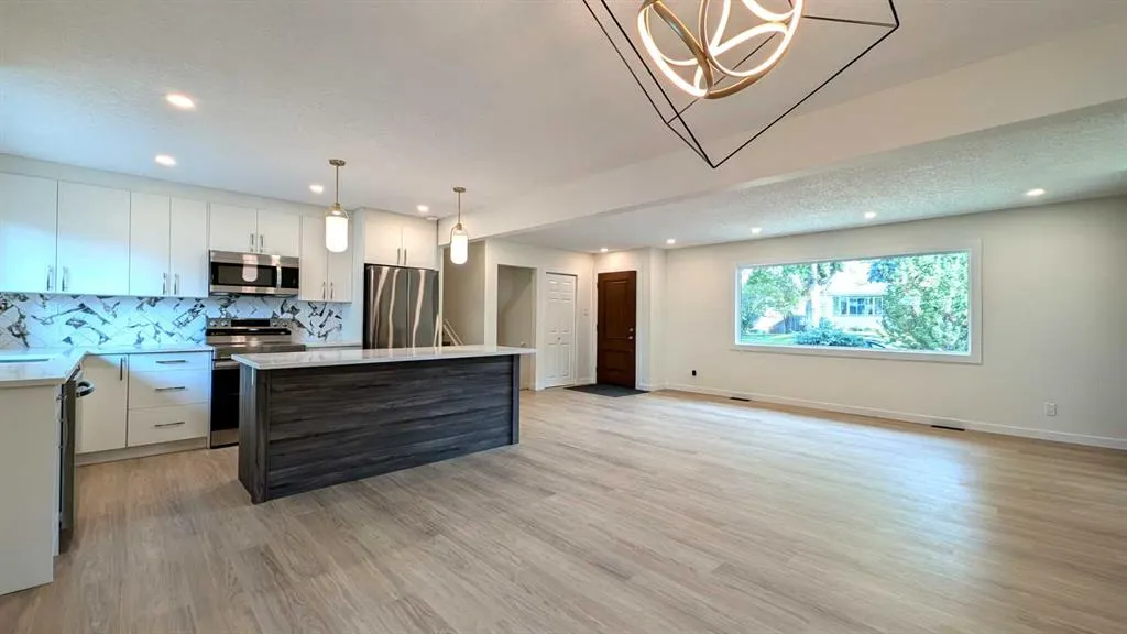 103 Haverhill Road SW