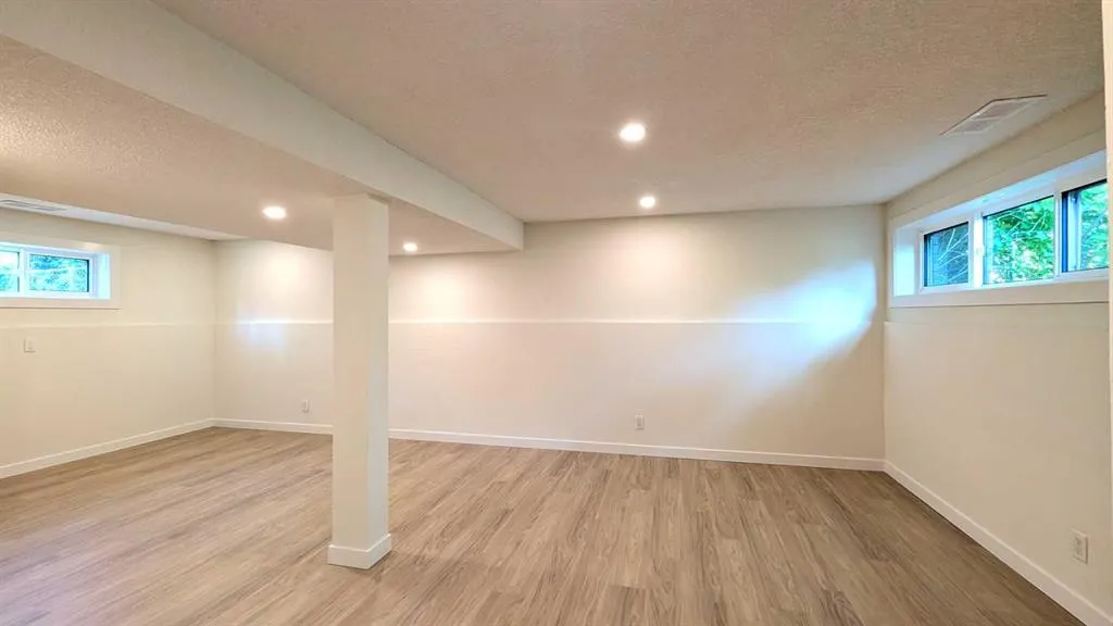 103 Haverhill Road SW
