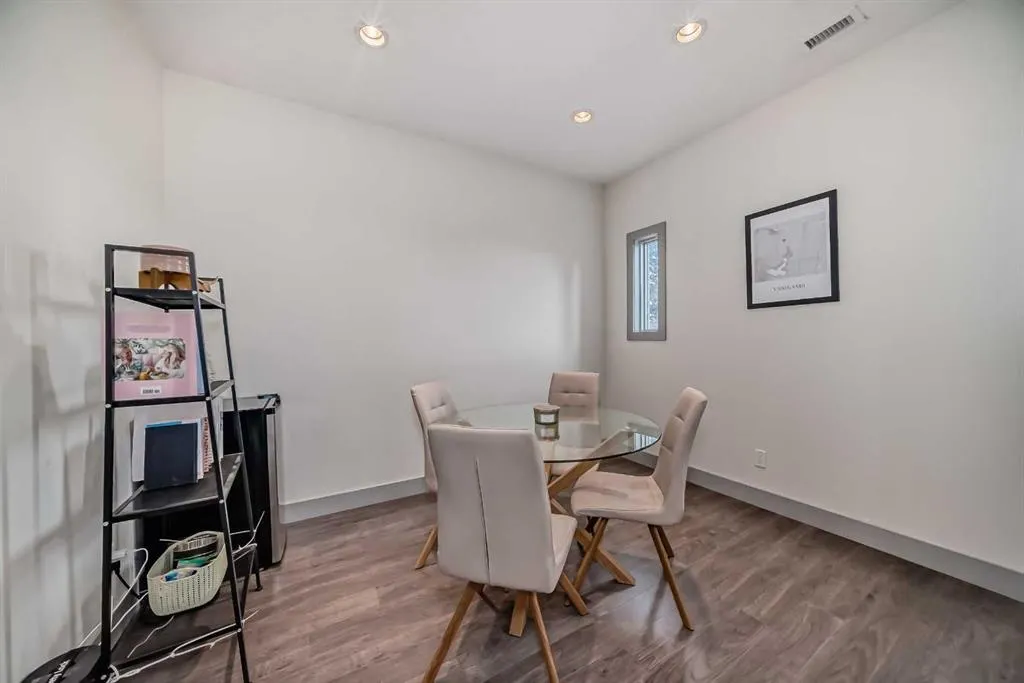 1707 27 Avenue SW, #204