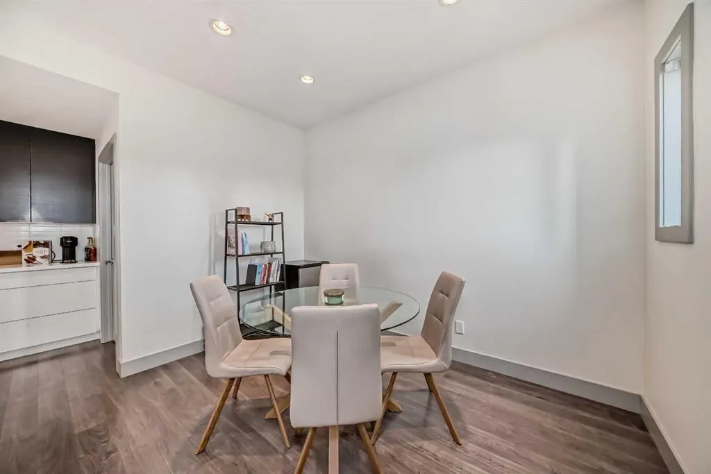 1707 27 Avenue SW, #204