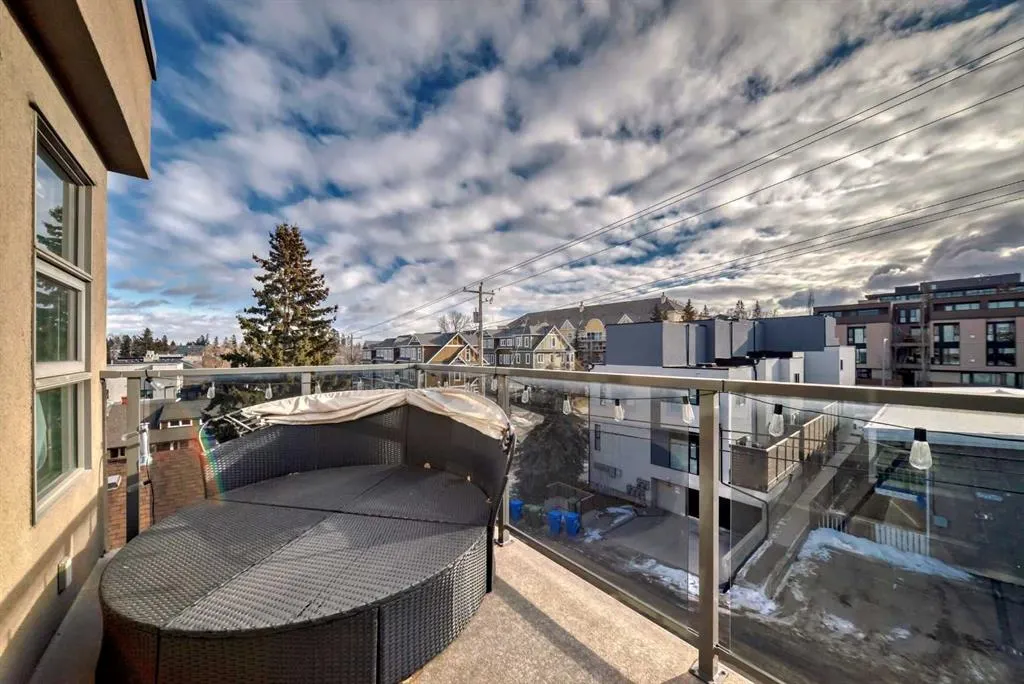 1707 27 Avenue SW, #204