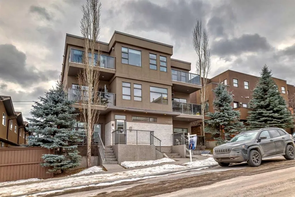 1707 27 Avenue SW, #204