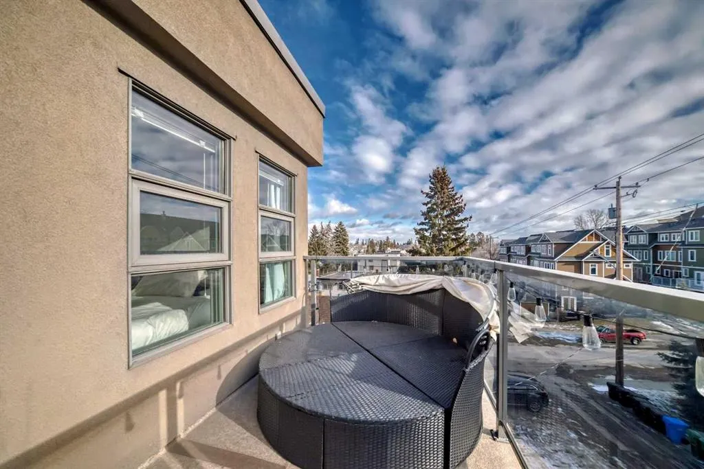 1707 27 Avenue SW, #204
