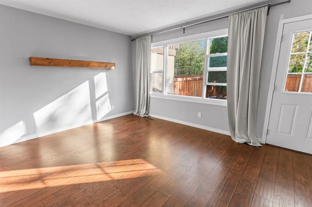 7853 Cedarwood Park