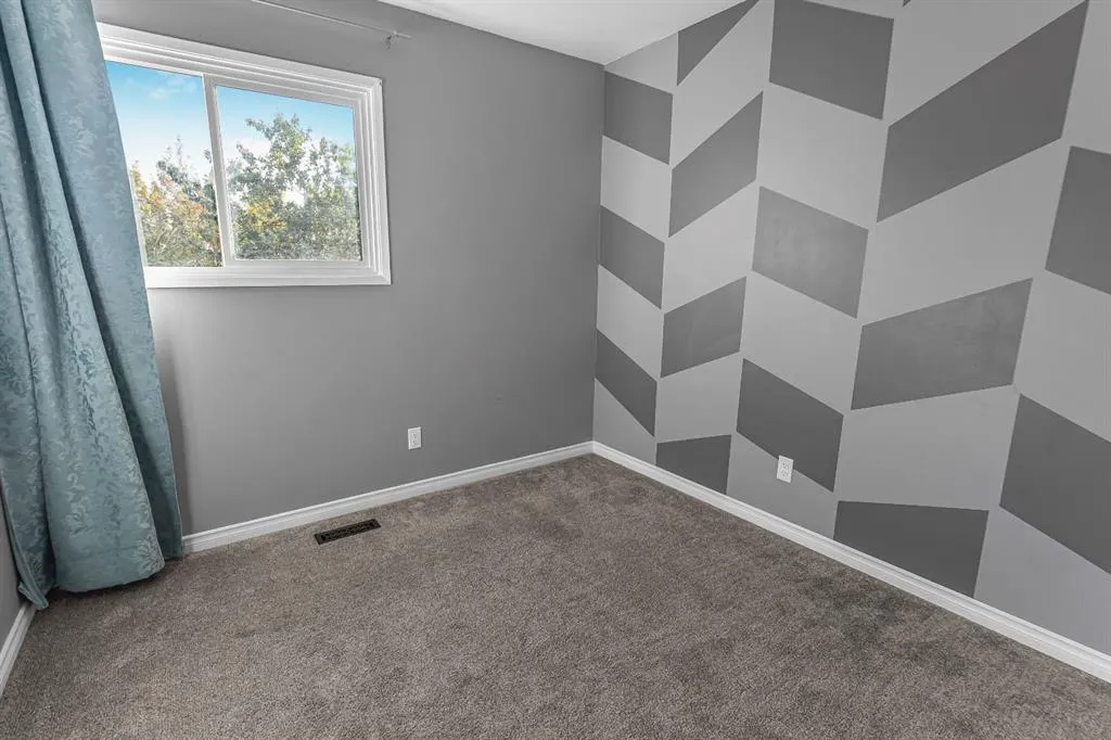 7853 Cedarwood Park