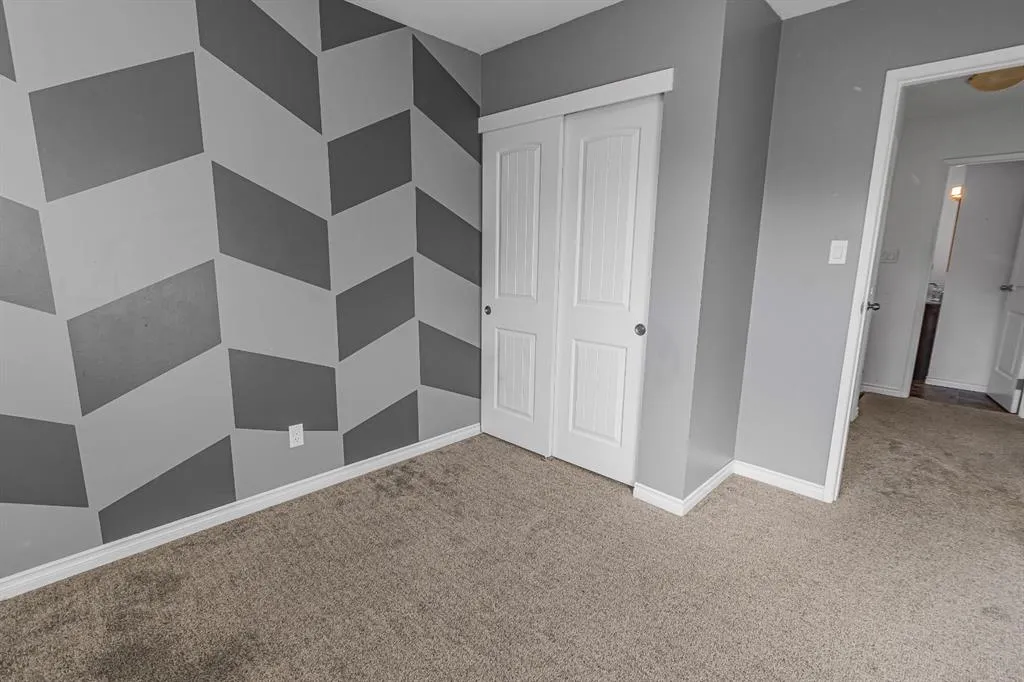 7853 Cedarwood Park