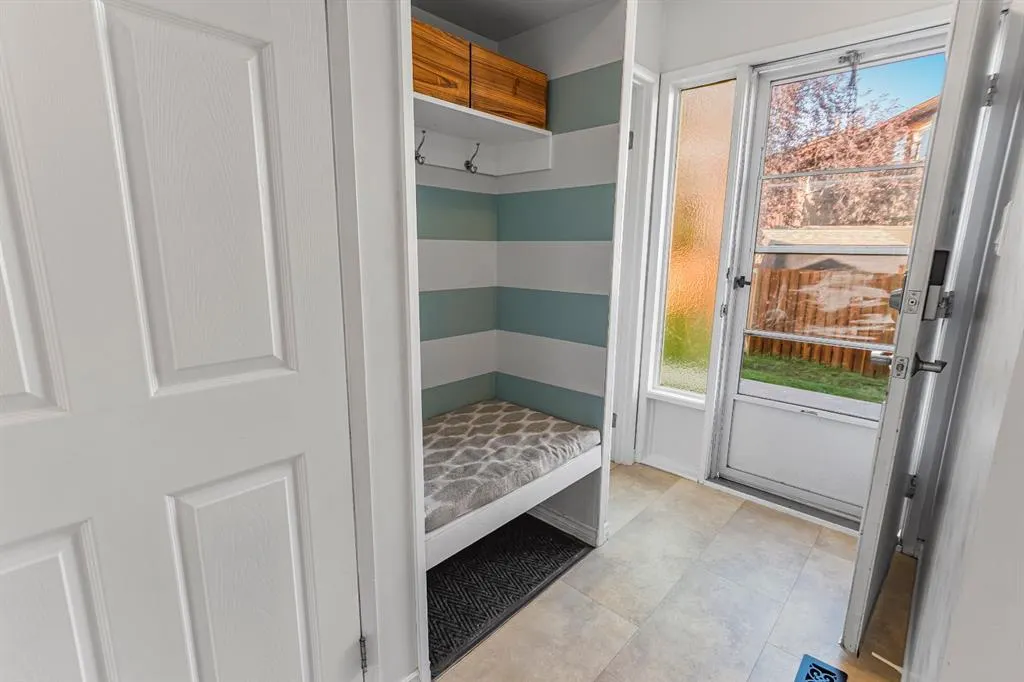 7853 Cedarwood Park