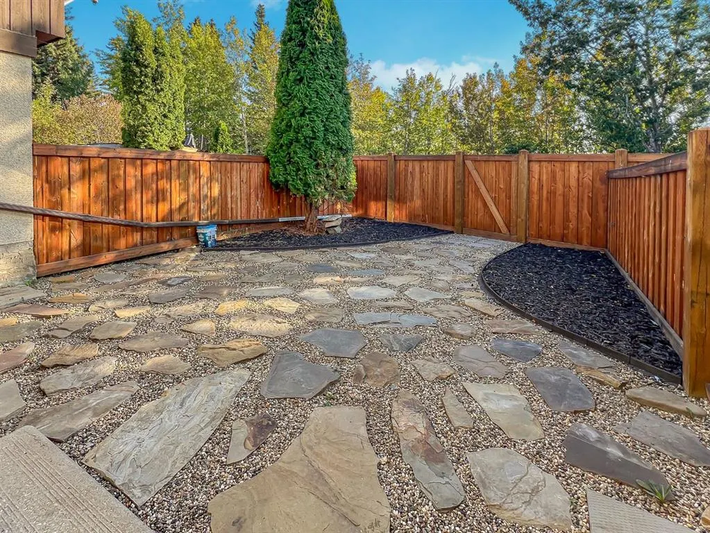 7853 Cedarwood Park