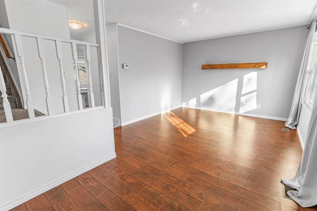 7853 Cedarwood Park