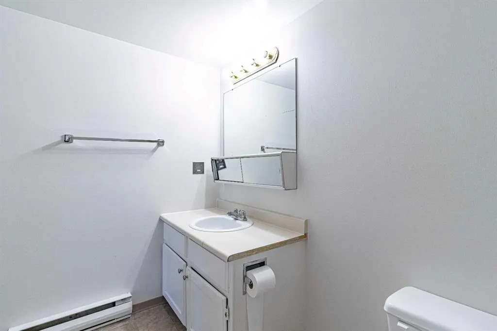 315 Southampton Drive SW, #6202
