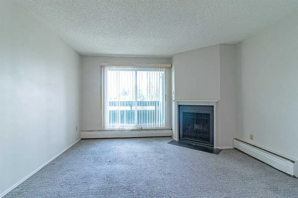 315 Southampton Drive SW, #6202