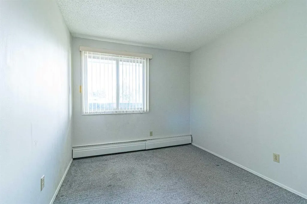 315 Southampton Drive SW, #6202