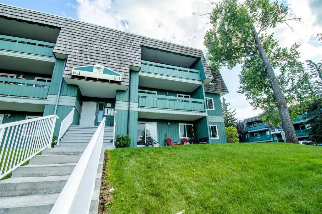 315 Southampton Drive SW, #6202