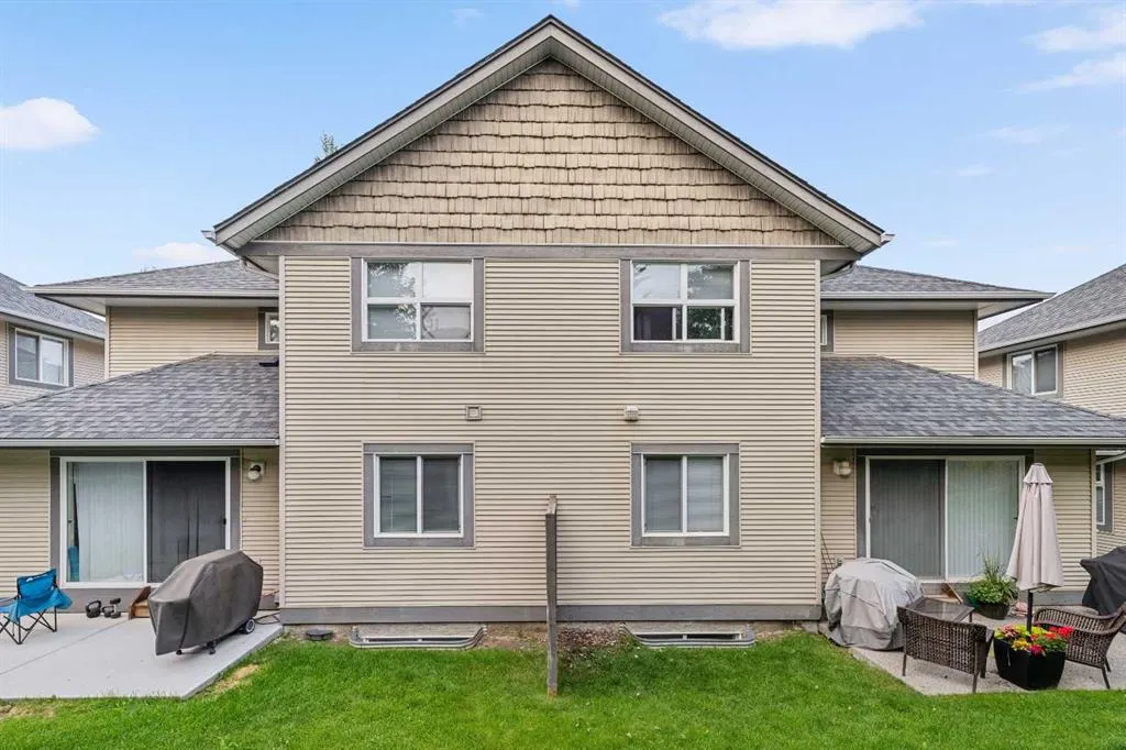 27 Cedarwood Lane SW