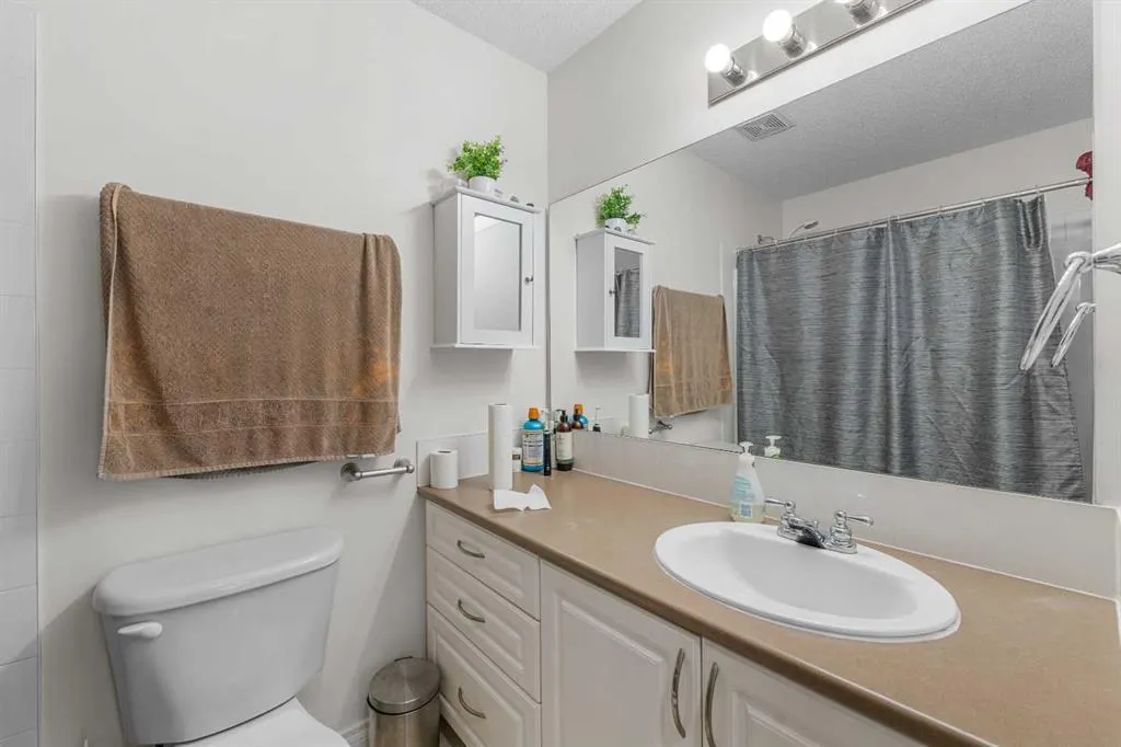 27 Cedarwood Lane SW