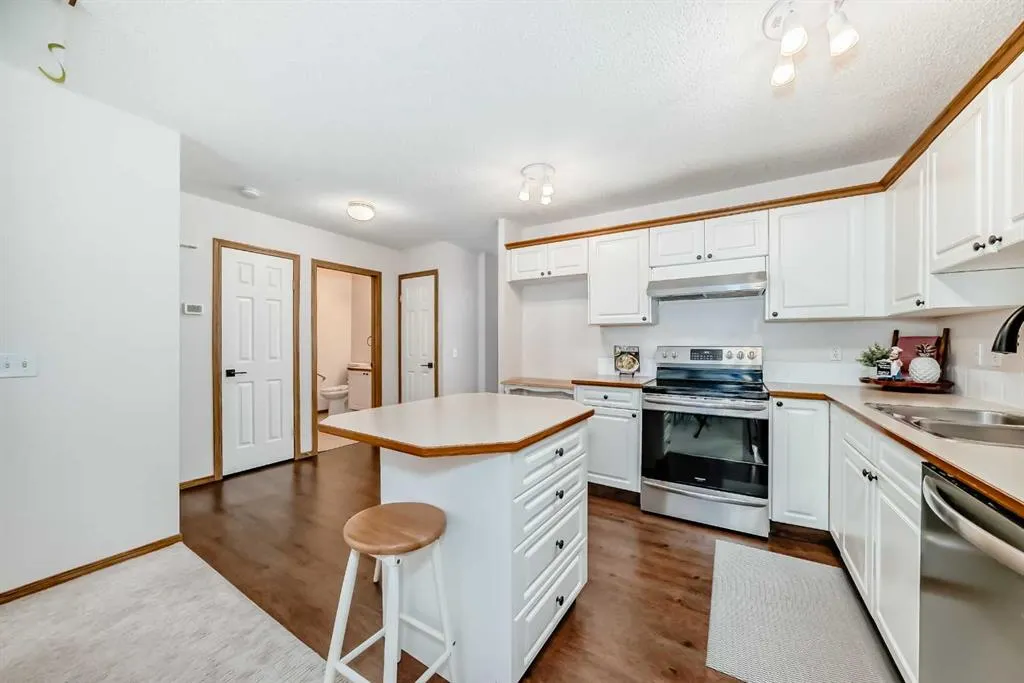 162 Somervale Point SW