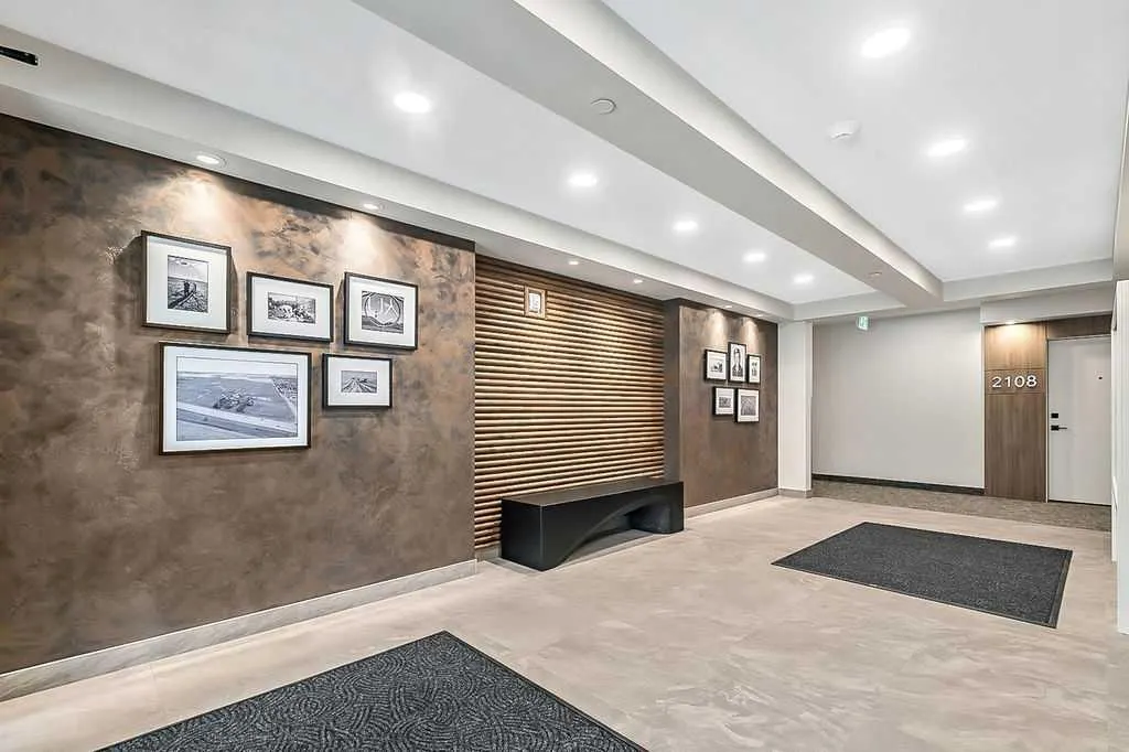 100 Banister Drive, #2106