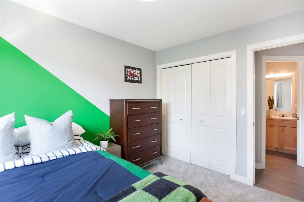 800 Yankee Valley Boulevard SE, #1405
