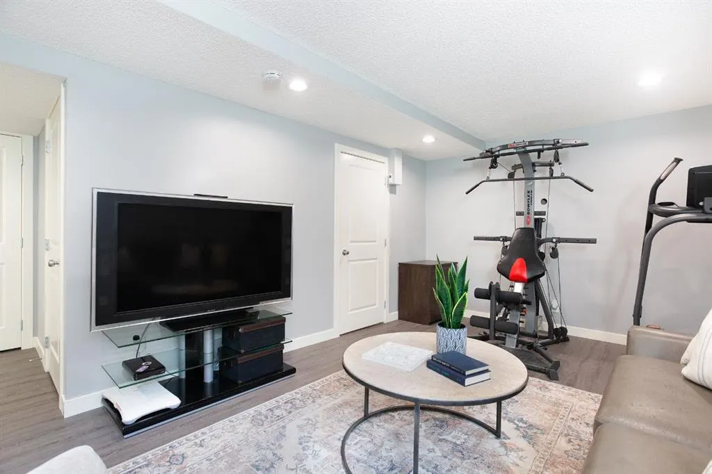 800 Yankee Valley Boulevard SE, #1405
