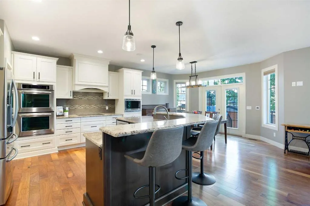 102 Cooperstown Lane SW