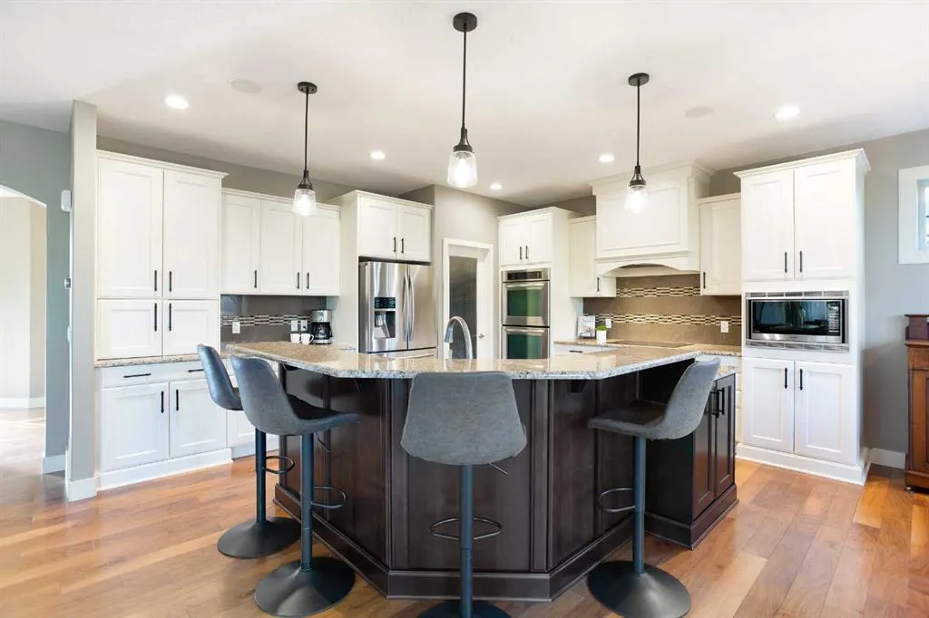 102 Cooperstown Lane SW