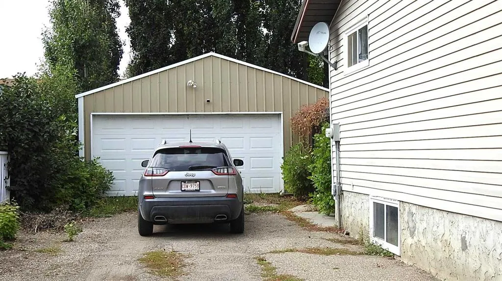 215 Willow Road