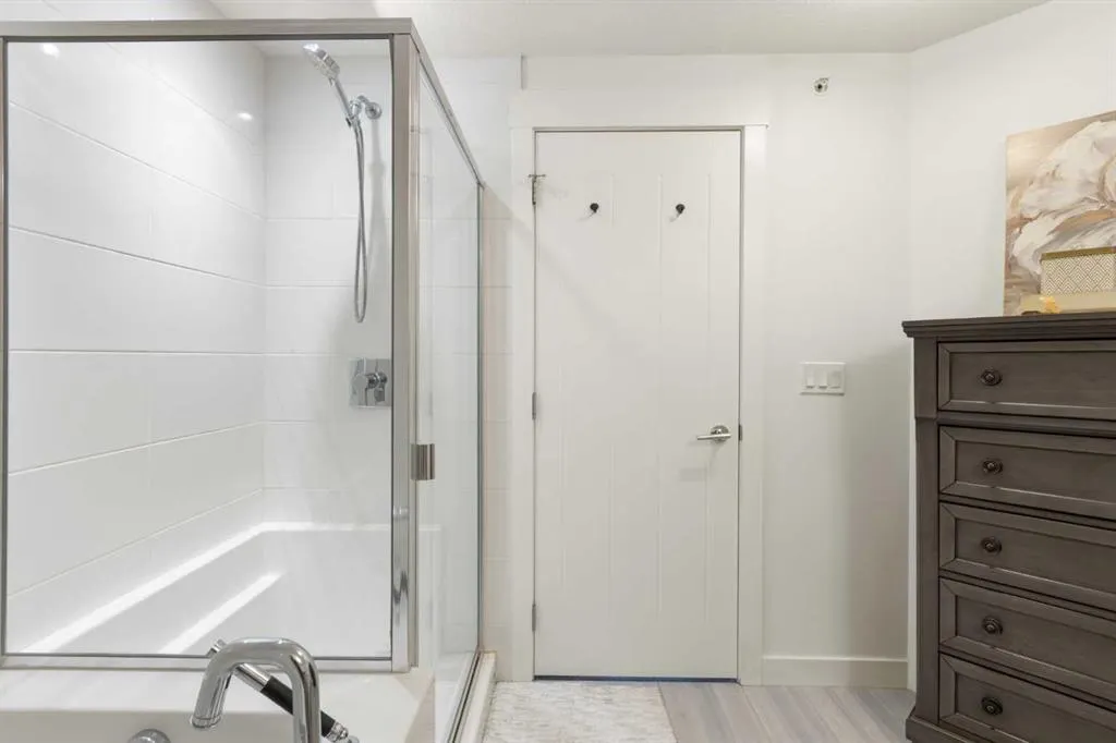 15 Aspenmont Heights SW, #227