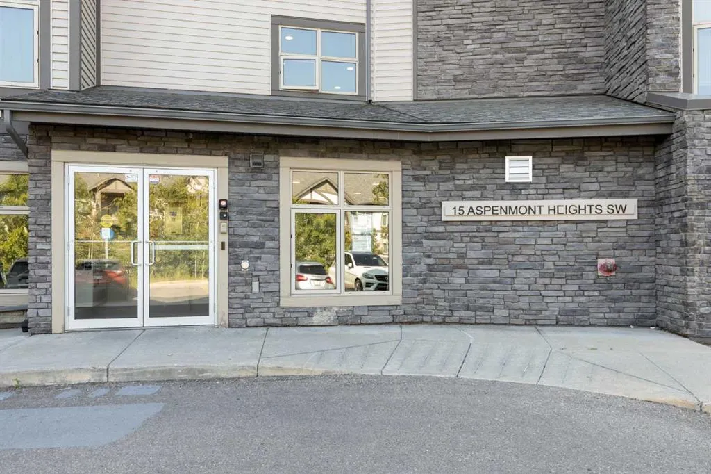 15 Aspenmont Heights SW, #227