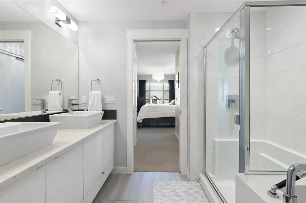 15 Aspenmont Heights SW, #227