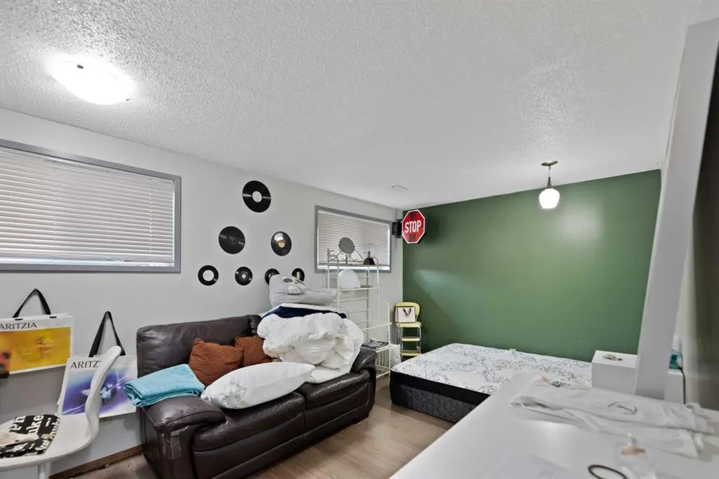 254130 RGE RD 284