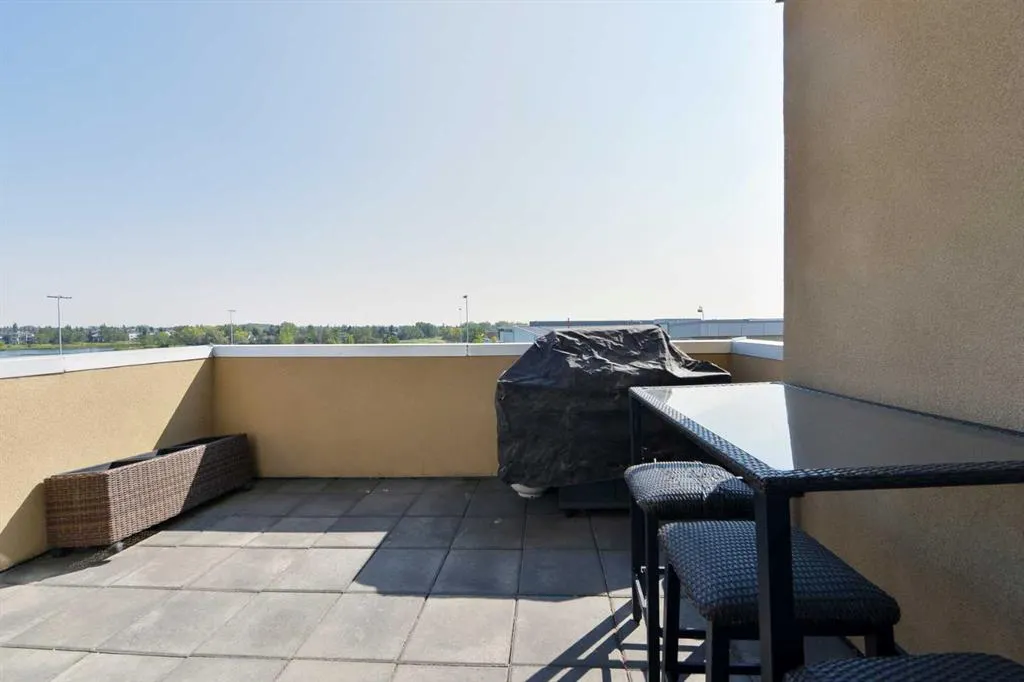 604 East Lake Boulevard NE, #2432