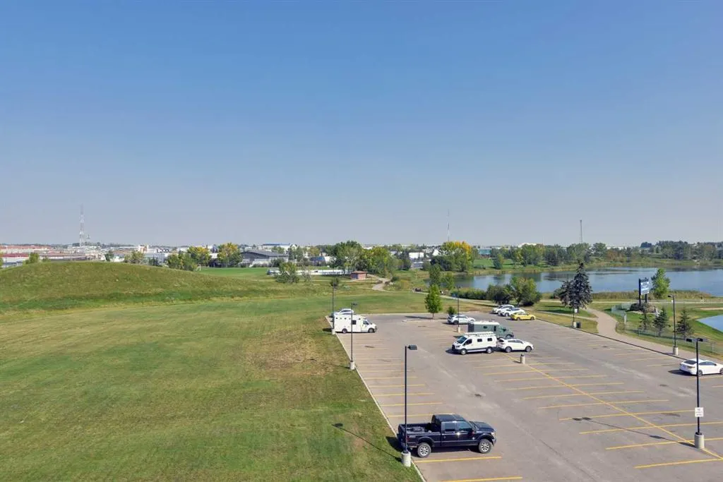 604 East Lake Boulevard NE, #2432