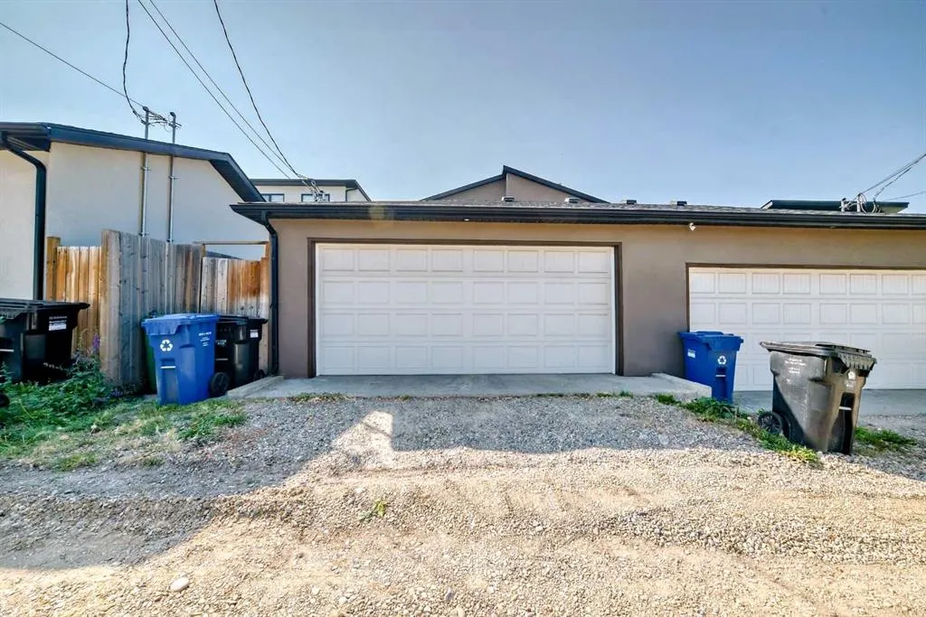 2808 39 Street SW