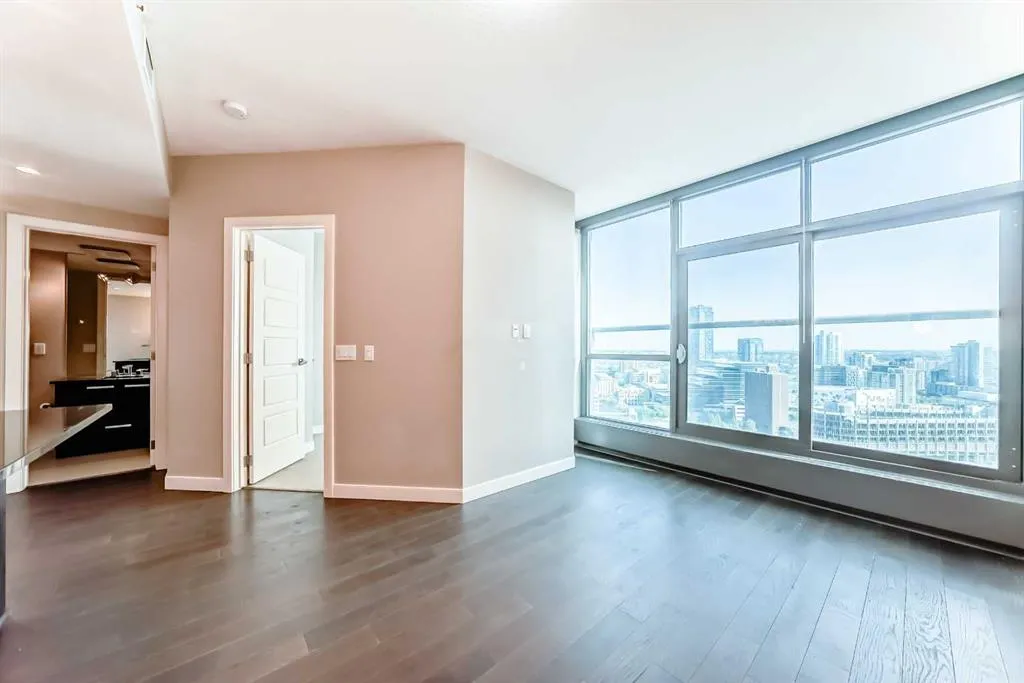 225 11 Avenue SE, #2304